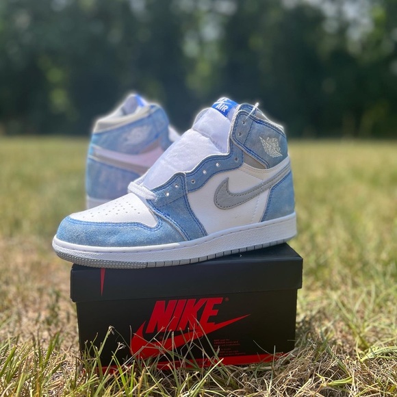 Jordan Shoes - Air Jordan 1 Hyper Royal